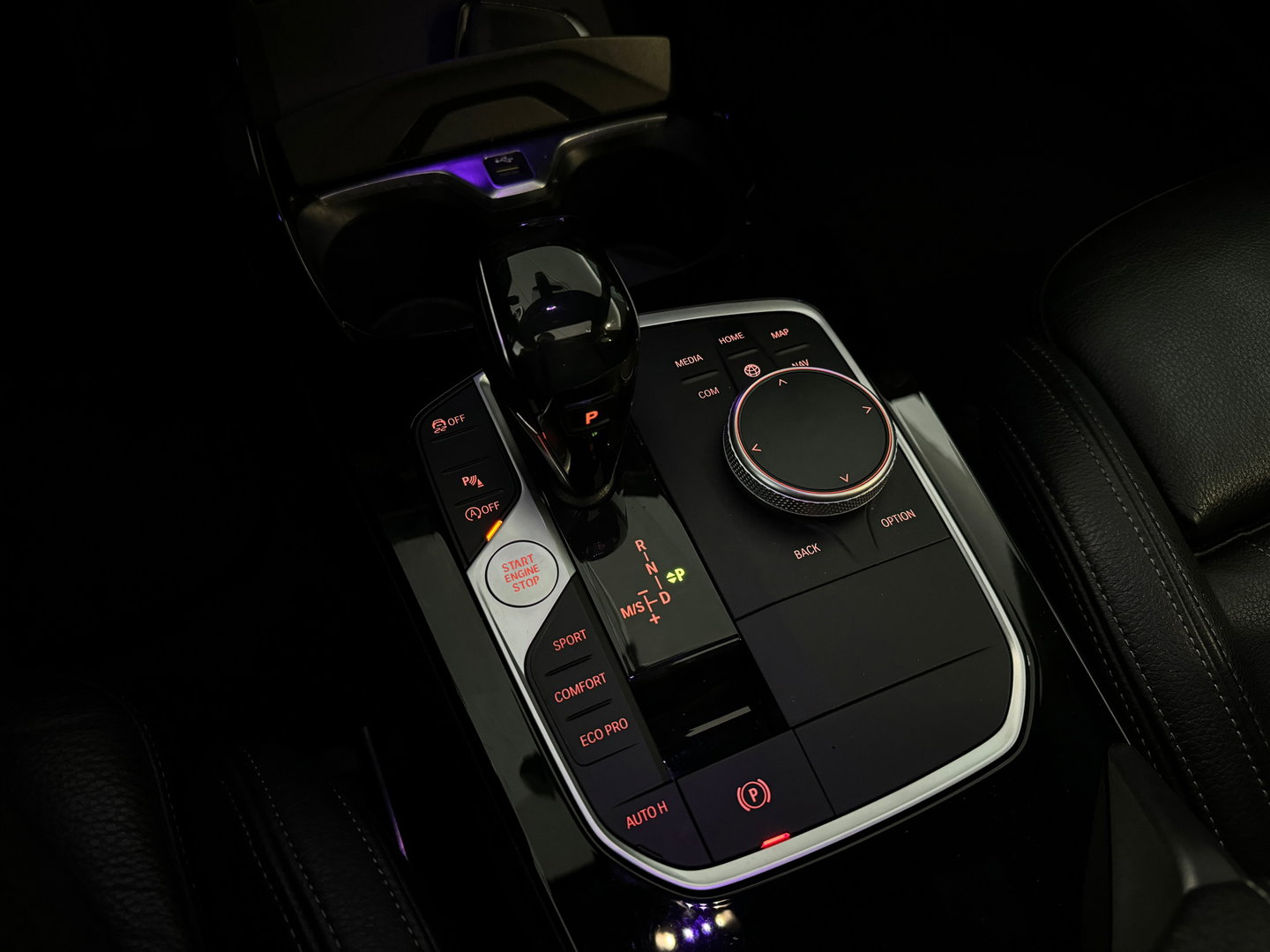 BMW 1-serie M135i xDrive High Executive Pano|Memory|HuD|H/K