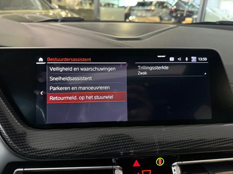 BMW 1-serie M135i xDrive High Executive Pano|Memory|HuD|H/K