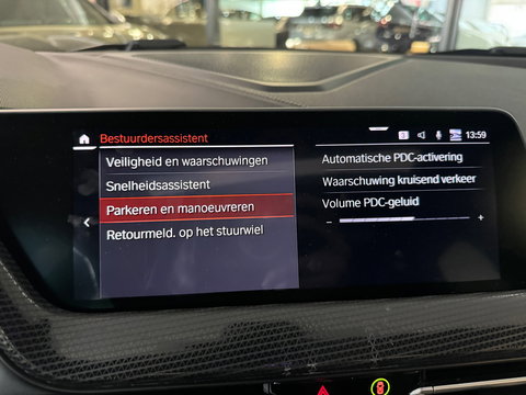 BMW 1-serie M135i xDrive High Executive Pano|Memory|HuD|H/K