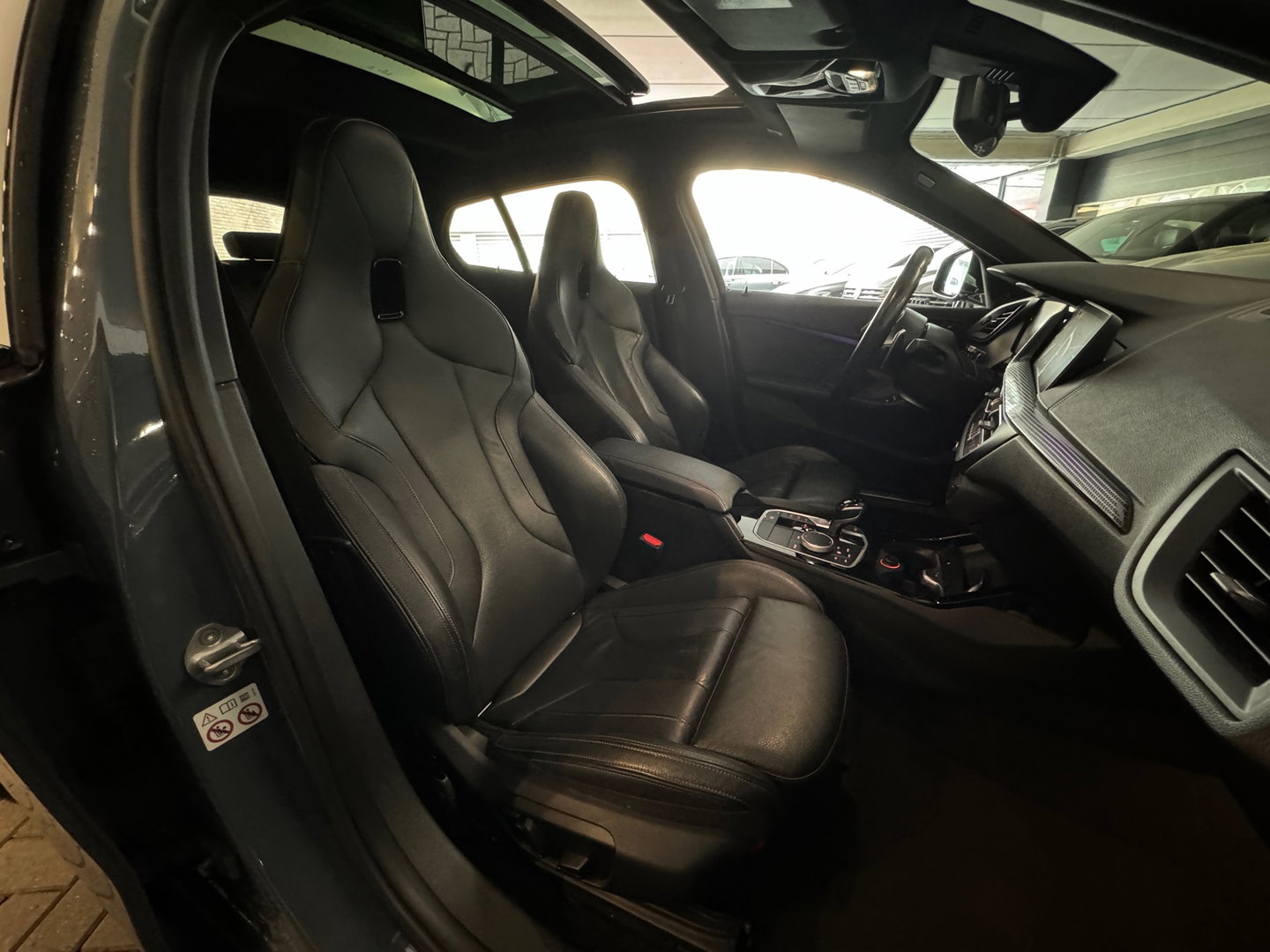 BMW 1-serie M135i xDrive High Executive Pano|Memory|HuD|H/K