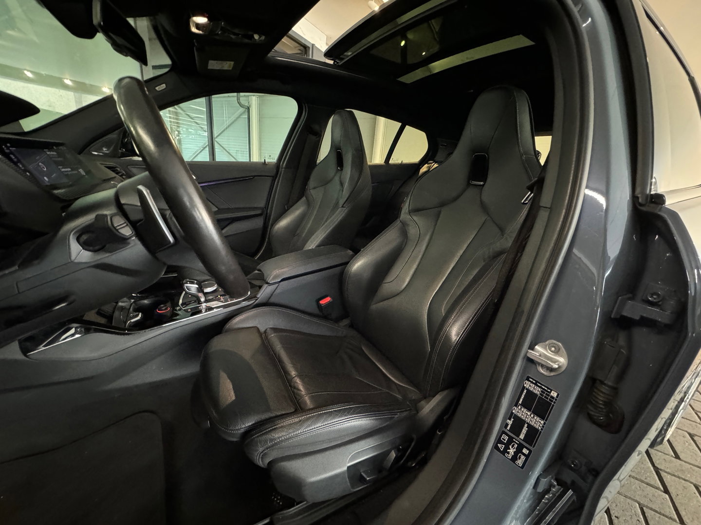 BMW 1-serie M135i xDrive High Executive Pano|Memory|HuD|H/K