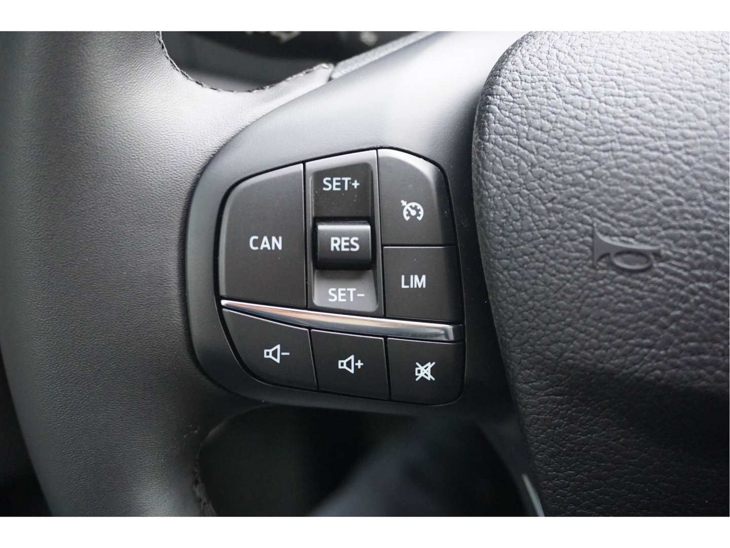 Ford Transit 350L 130PK L3H3 BPM VRIJ!! Airco, Cruise, Camera, Trekhaak!! NR. J01*