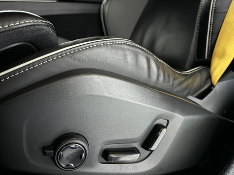Volvo XC60 2.0 T8 AWD Polestar Engineered Pano H/K Autopilot Camera