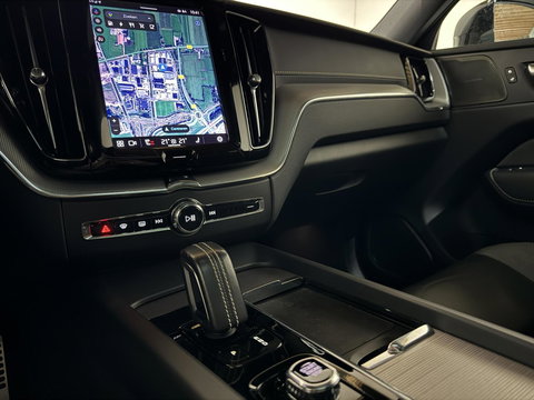 Volvo XC60 2.0 T8 AWD Polestar Engineered Pano H/K Autopilot Camera