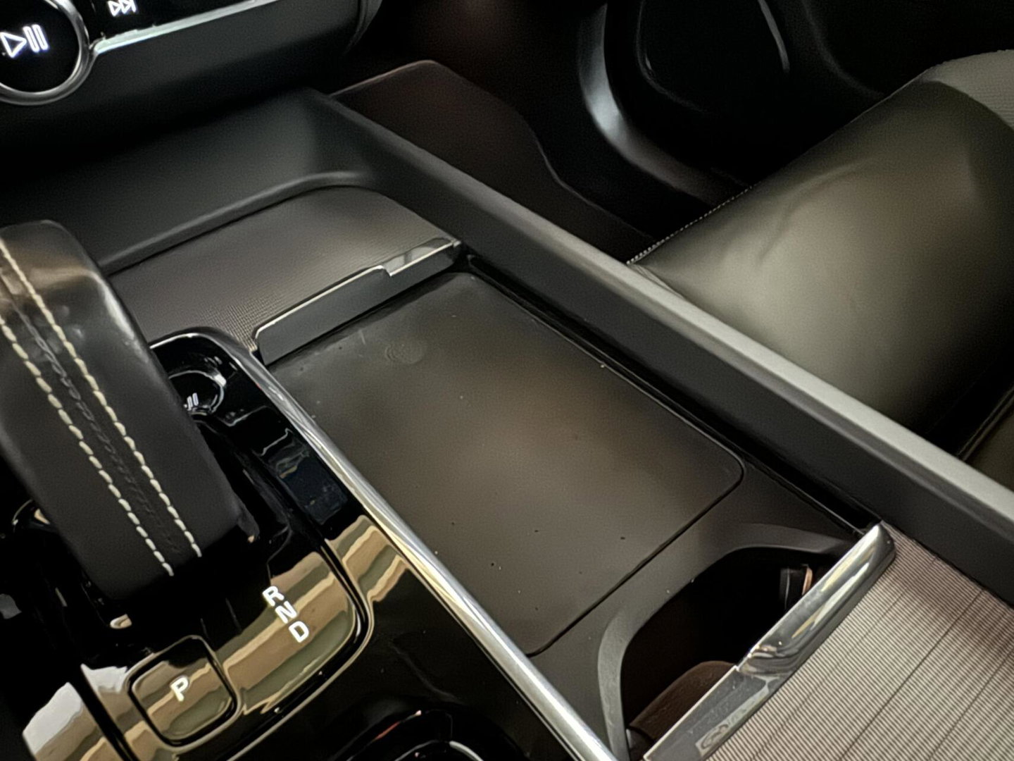 Volvo XC60 2.0 T8 AWD Polestar Engineered Pano H/K Autopilot Camera