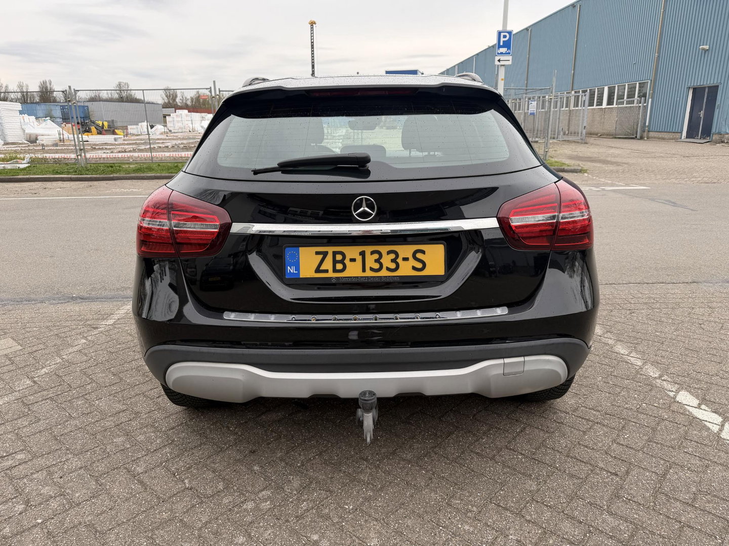 Mercedes-Benz GLA 200 Trekhaak l Automaat l stoel verwarming l Camera