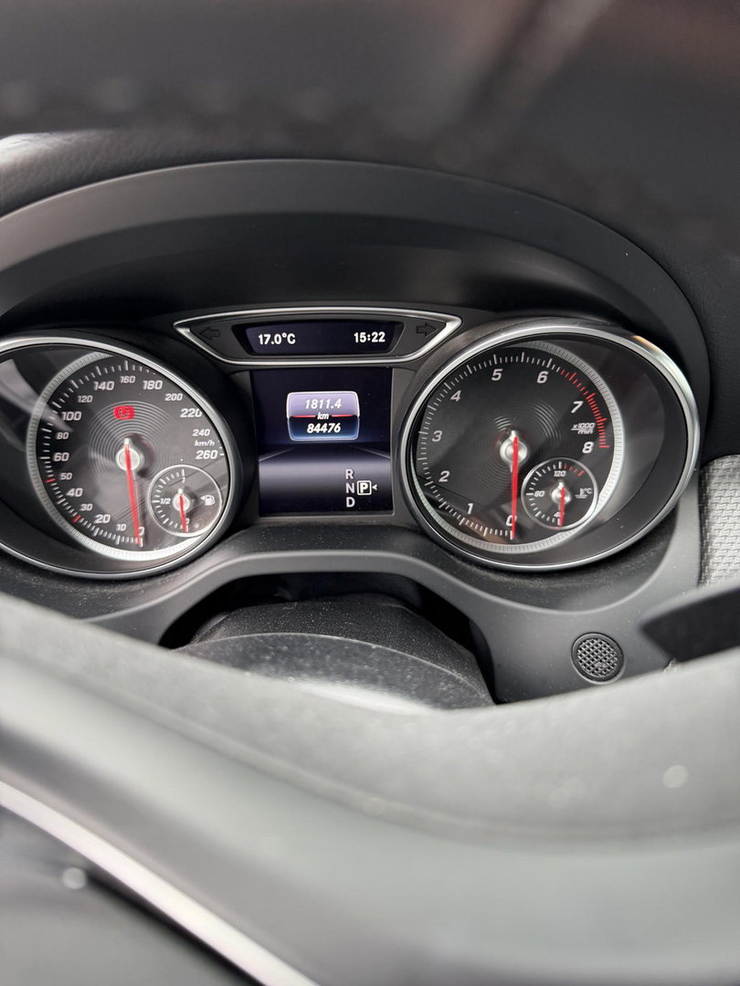 Mercedes-Benz GLA 200 Trekhaak l Automaat l stoel verwarming l Camera