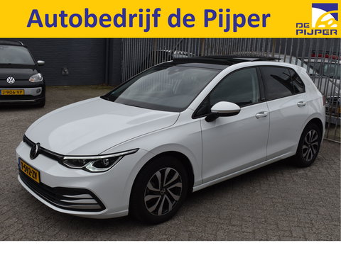 Volkswagen Golf 1.5 eTSI Life Business, PANORAMADAK, BOEKJES, NAP EN ONDERHOUDSHISTORIE