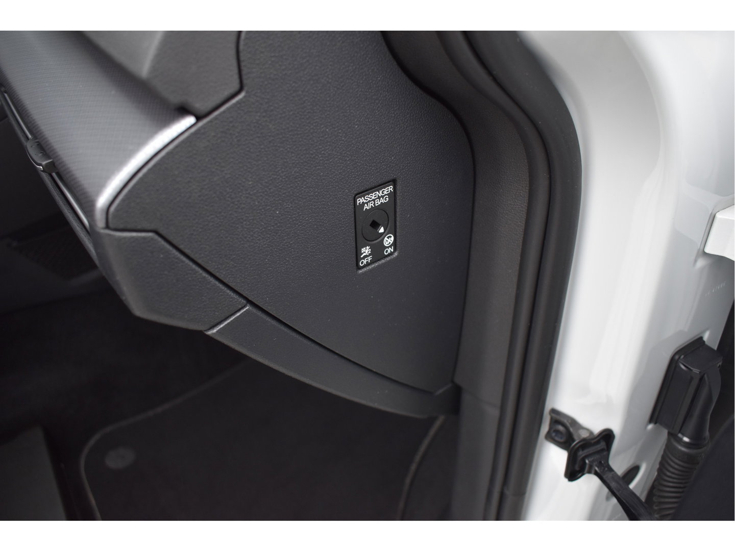 Volkswagen Golf 1.5 eTSI Life Business, PANORAMADAK, BOEKJES, NAP EN ONDERHOUDSHISTORIE