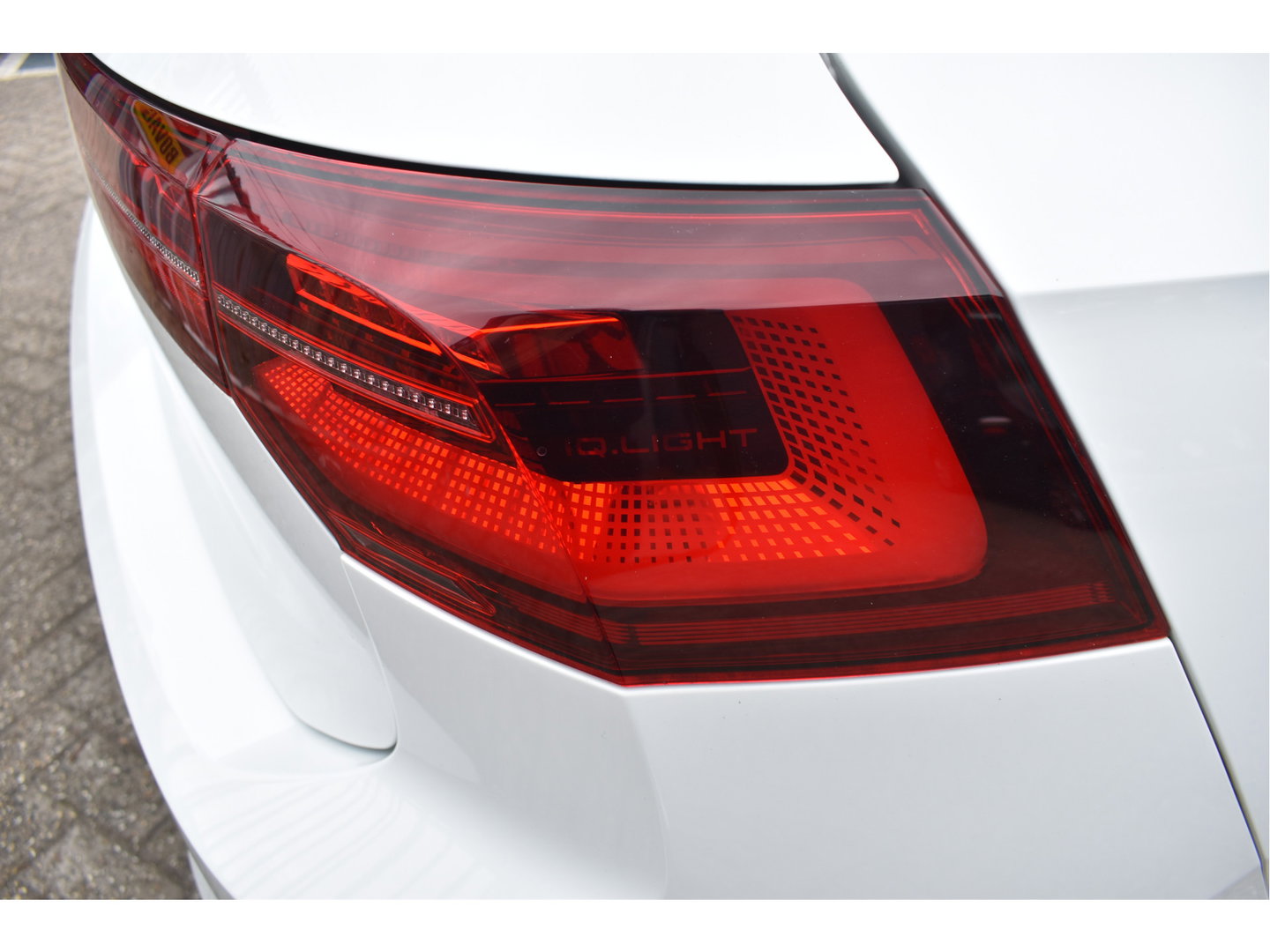 Volkswagen Golf 1.5 eTSI Life Business, PANORAMADAK, BOEKJES, NAP EN ONDERHOUDSHISTORIE