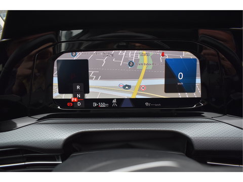 Volkswagen Golf 1.5 eTSI Life Business, PANORAMADAK, BOEKJES, NAP EN ONDERHOUDSHISTORIE