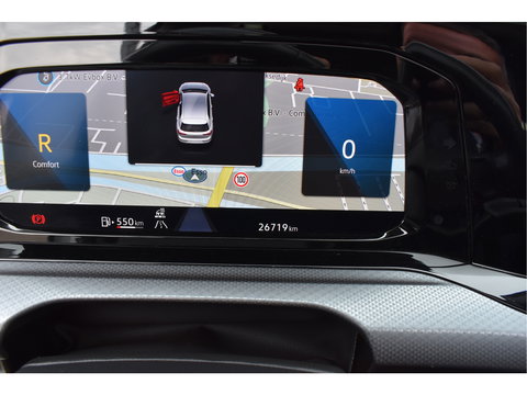 Volkswagen Golf 1.5 eTSI Life Business, PANORAMADAK, BOEKJES, NAP EN ONDERHOUDSHISTORIE