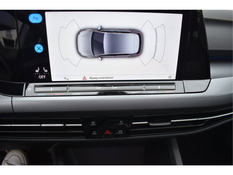 Volkswagen Golf 1.5 eTSI Life Business, PANORAMADAK, BOEKJES, NAP EN ONDERHOUDSHISTORIE