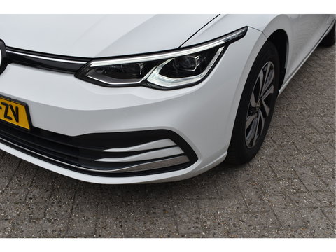 Volkswagen Golf 1.5 eTSI Life Business, PANORAMADAK, BOEKJES, NAP EN ONDERHOUDSHISTORIE