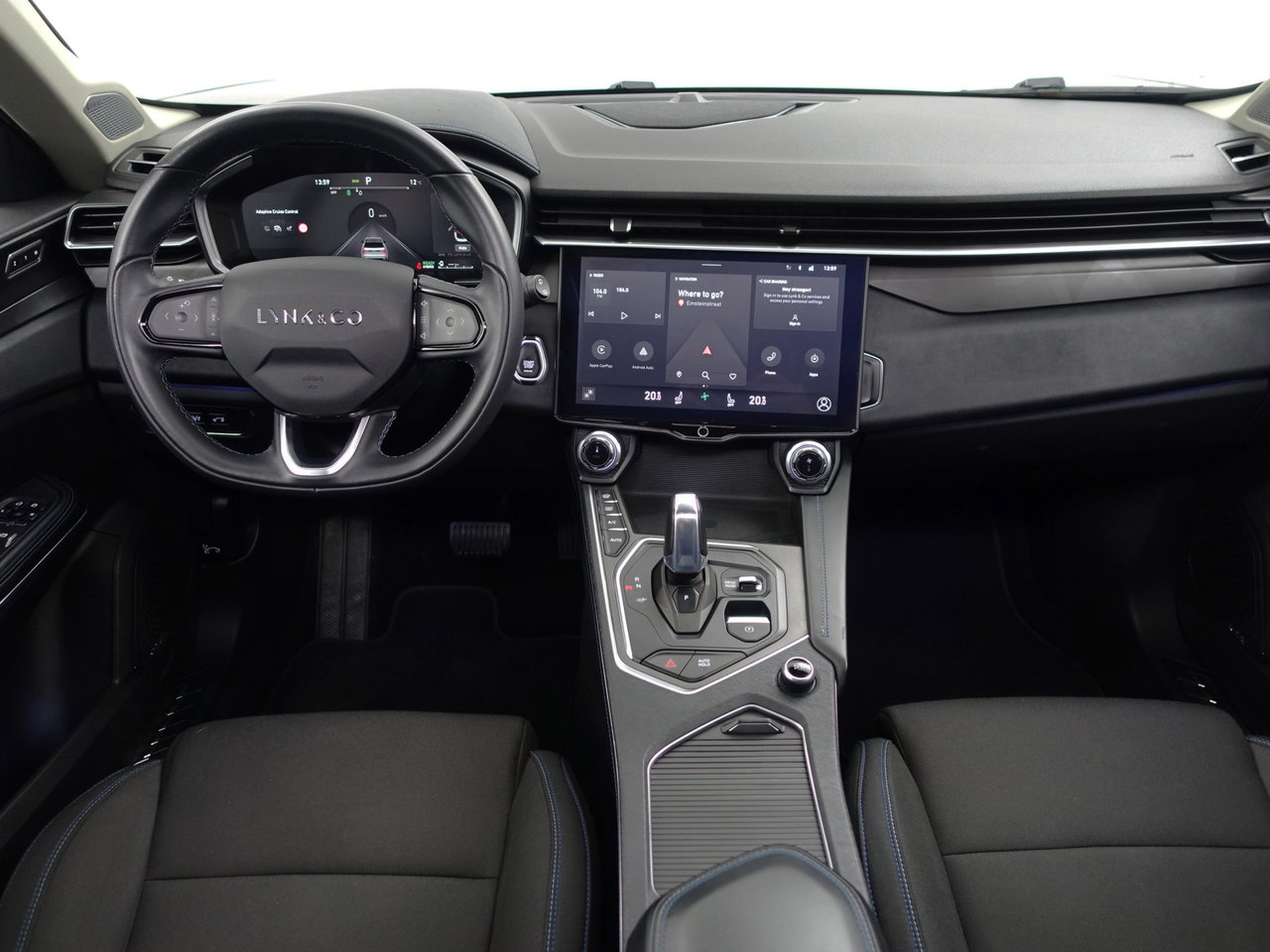 Lynk & Co 01
