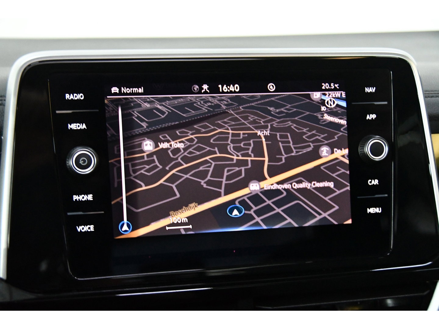 Volkswagen T-Roc 1.5 TSI R-Line Cam*Led*Keyless*Pano