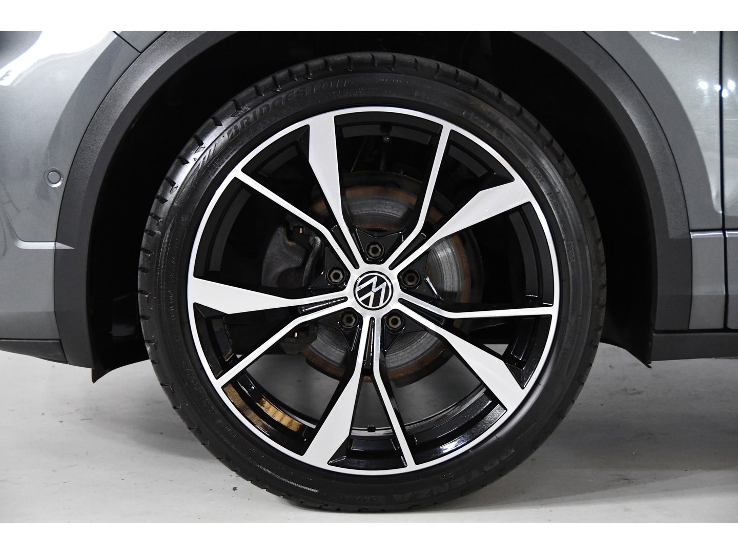 Volkswagen T-Roc 1.5 TSI R-Line Cam*Led*Keyless*Pano