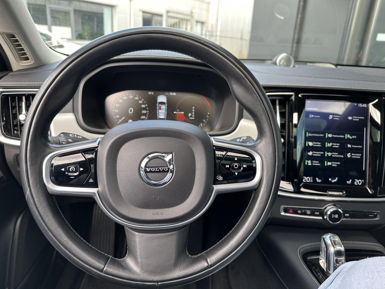Volvo V90