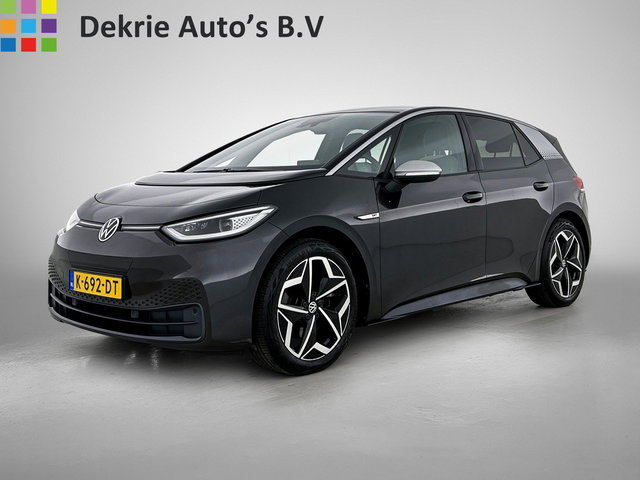 Volkswagen ID.3 - First Plus 58 kWh / Trekhaak / Pdc+Camera / Xenon / Airco-ecc / Radio multimedia / Navigatie / Apk 12-2026