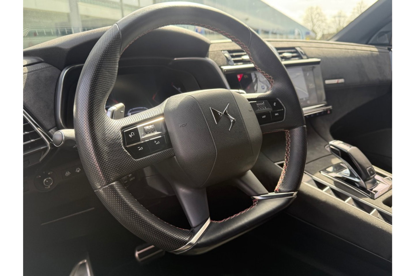 DS Ds 7 Crossback 1.2 PT 130PK PERFORMANCE AUTOMAAT AIRCO NAVI.