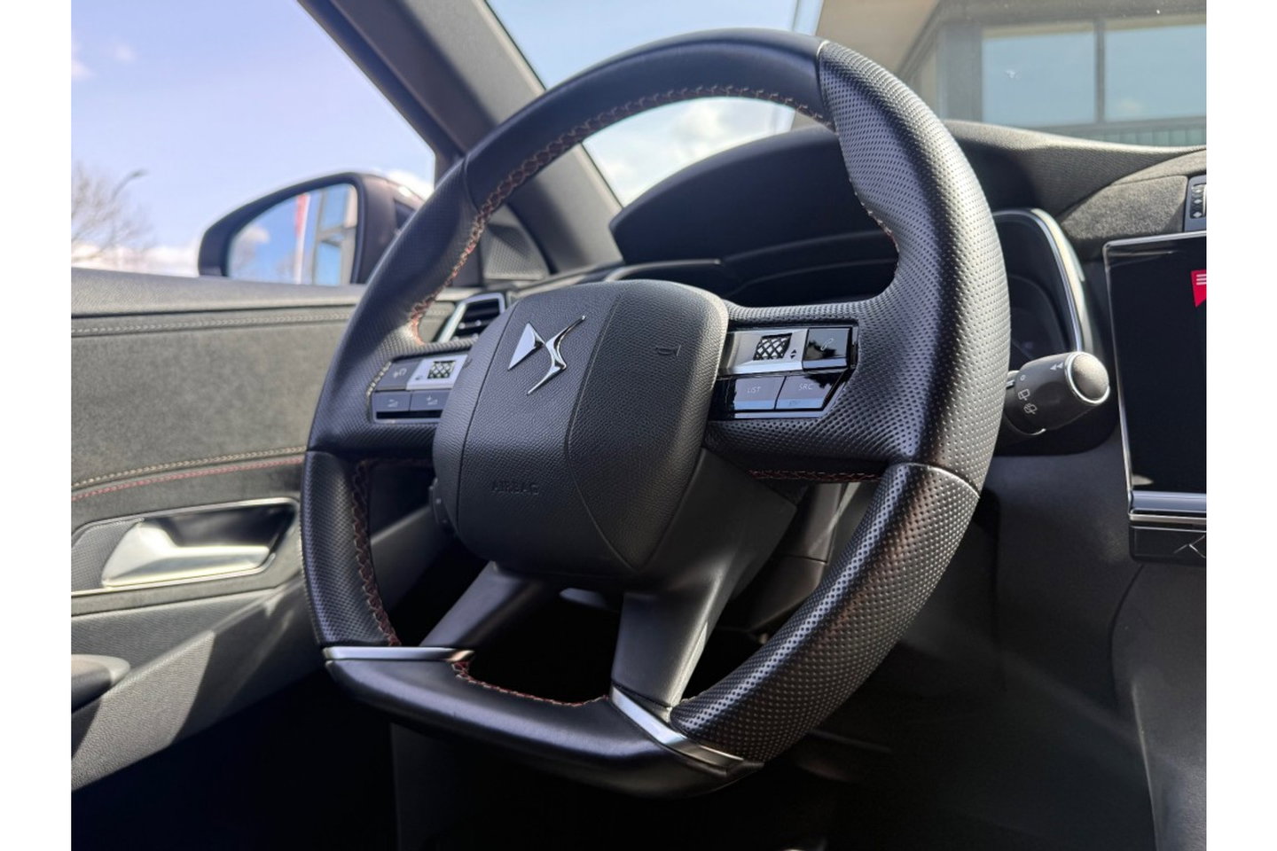 DS Ds 7 Crossback 1.2 PT 130PK PERFORMANCE AUTOMAAT AIRCO NAVI.