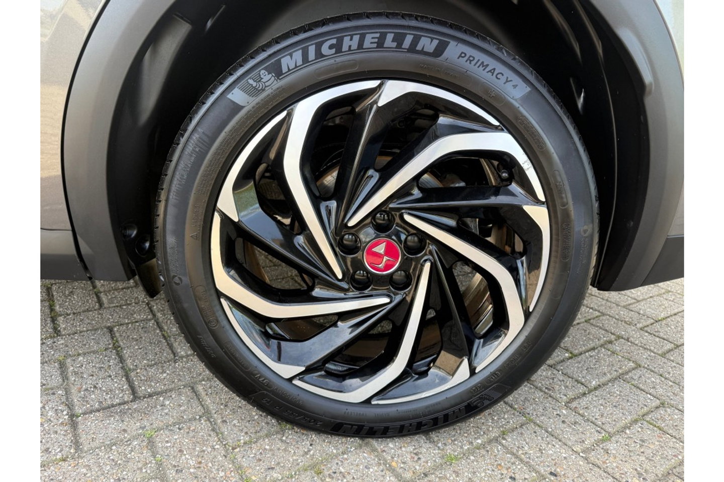 DS Ds 7 Crossback 1.2 PT 130PK PERFORMANCE AUTOMAAT AIRCO NAVI.