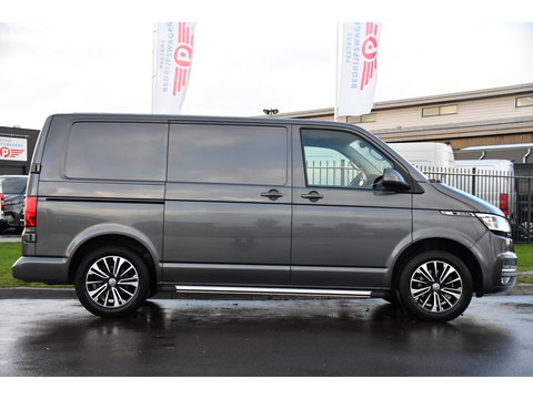 Volkswagen Transporter 2.0 TDI L1H1 Bulli Virtual, Adaptieve Cruise, Carplay, 150PK, Sensoren, NAVI, LED, UNIEK!