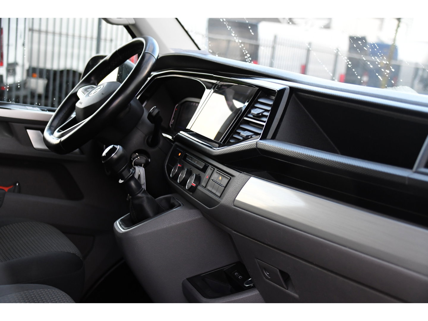 Volkswagen Transporter 2.0 TDI L1H1 Bulli Virtual, Adaptieve Cruise, Carplay, 150PK, Sensoren, NAVI, LED, UNIEK!