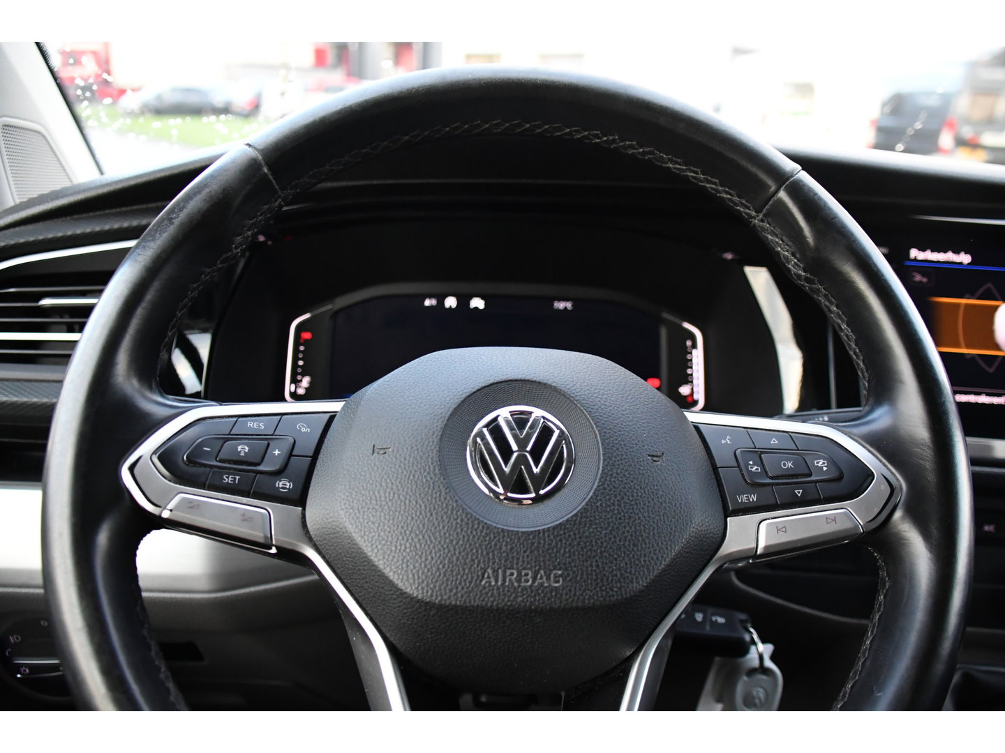 Volkswagen Transporter 2.0 TDI L1H1 Bulli Virtual, Adaptieve Cruise, Carplay, 150PK, Sensoren, NAVI, LED, UNIEK!