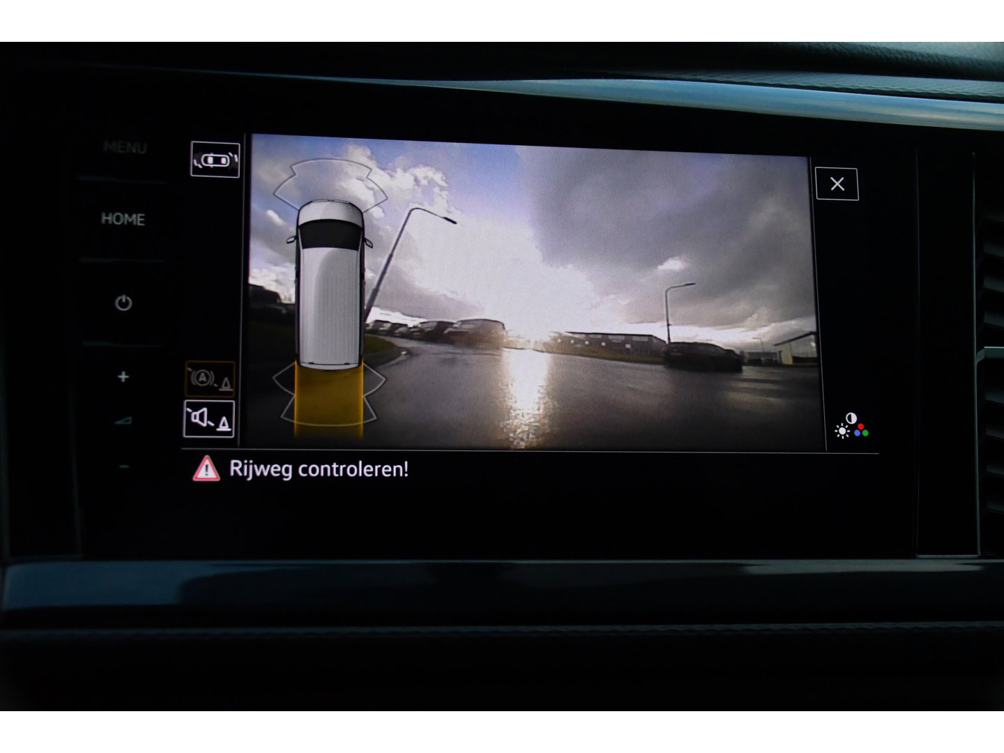 Volkswagen Transporter 2.0 TDI L1H1 Bulli Virtual, Adaptieve Cruise, Carplay, 150PK, Sensoren, NAVI, LED, UNIEK!