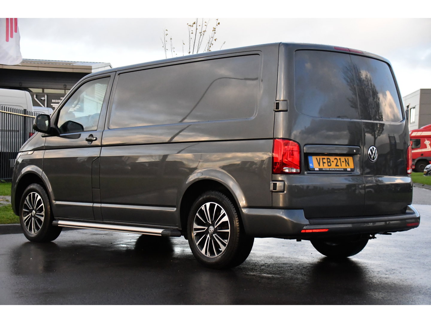 Volkswagen Transporter 2.0 TDI L1H1 Bulli Virtual, Adaptieve Cruise, Carplay, 150PK, Sensoren, NAVI, LED, UNIEK!