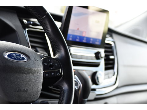 Ford Transit Custom 300 2.0 TDCI L2H1 Limited DC PB Edition