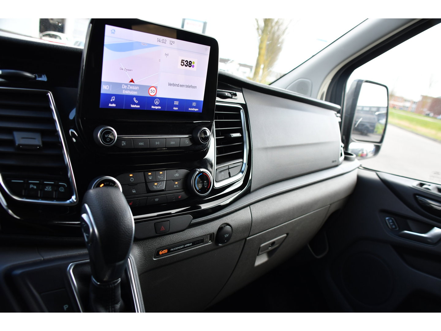 Ford Transit Custom 300 2.0 TDCI L2H1 Limited DC PB Edition