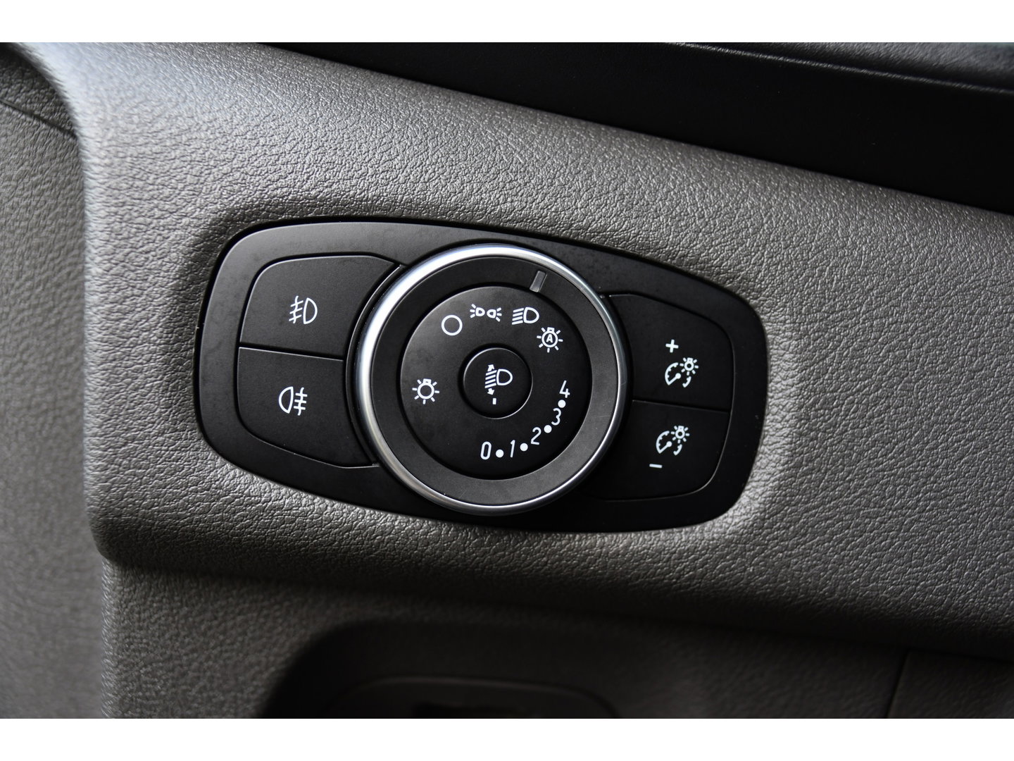 Ford Transit Custom 300 2.0 TDCI L2H1 Limited DC PB Edition