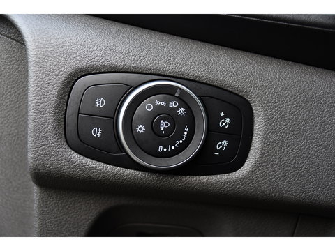 Ford Transit Custom 300 2.0 TDCI L2H1 Limited DC PB Edition