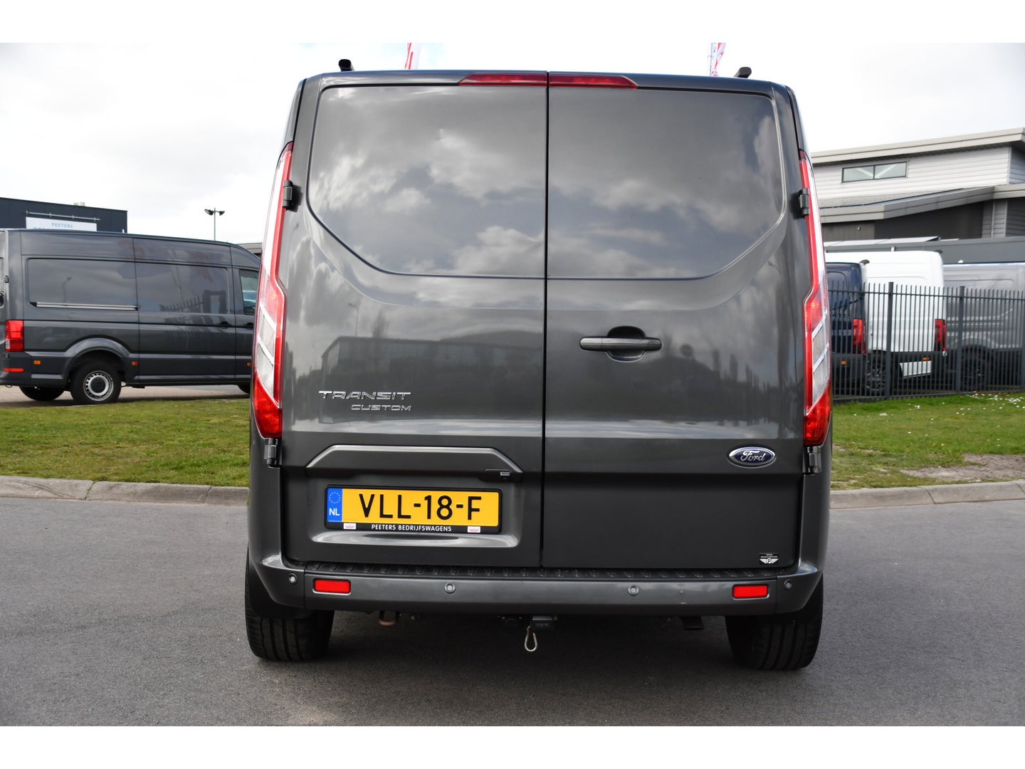 Ford Transit Custom 300 2.0 TDCI L2H1 Limited DC PB Edition