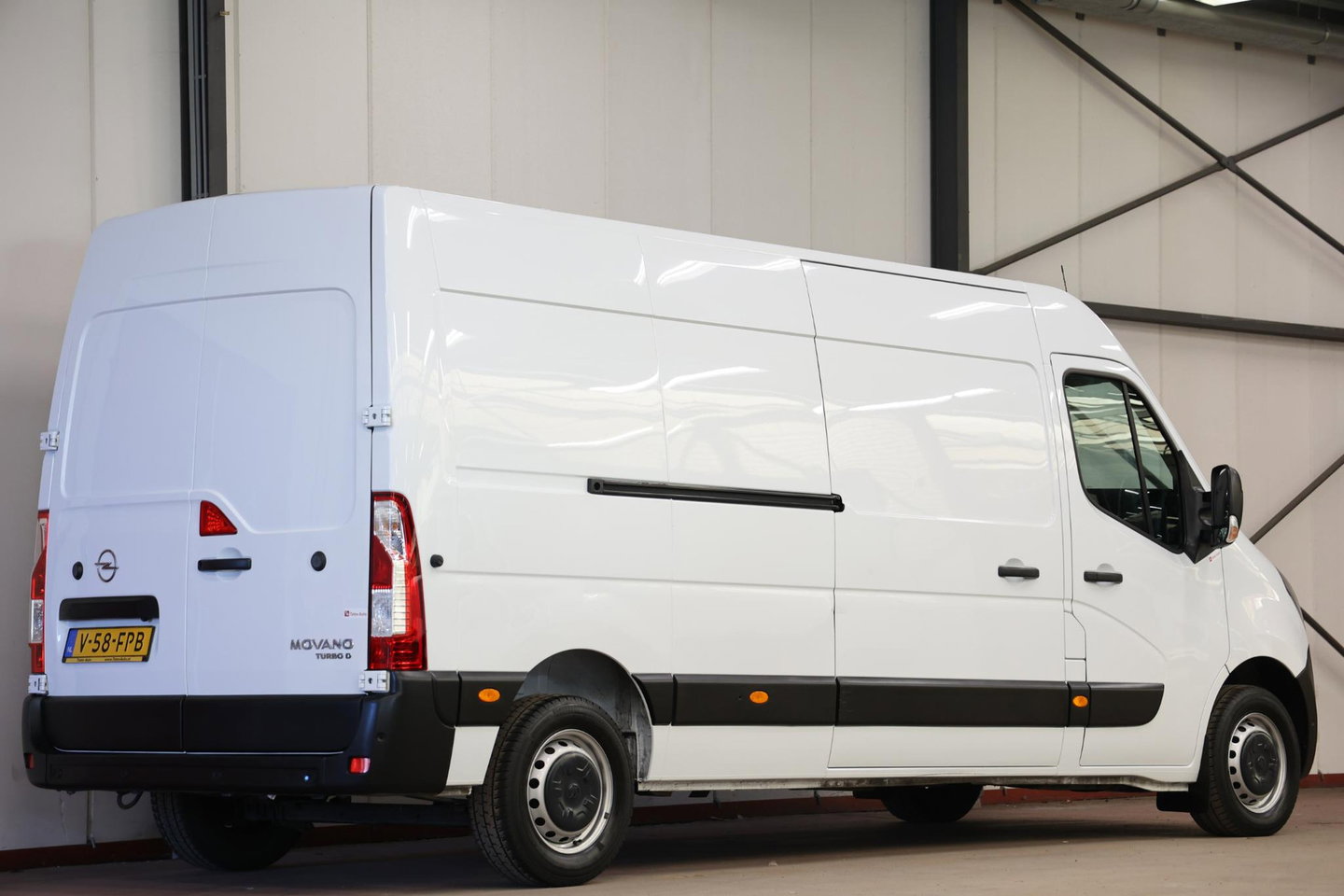 Opel Movano 2.3 Turbo L3H2 150PK AIRCO