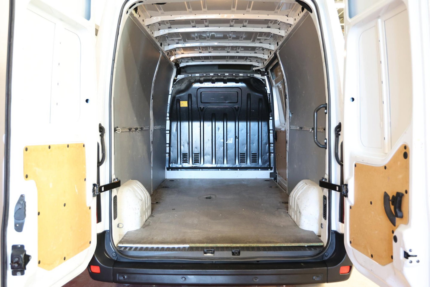 Opel Movano 2.3 Turbo L3H2 150PK AIRCO