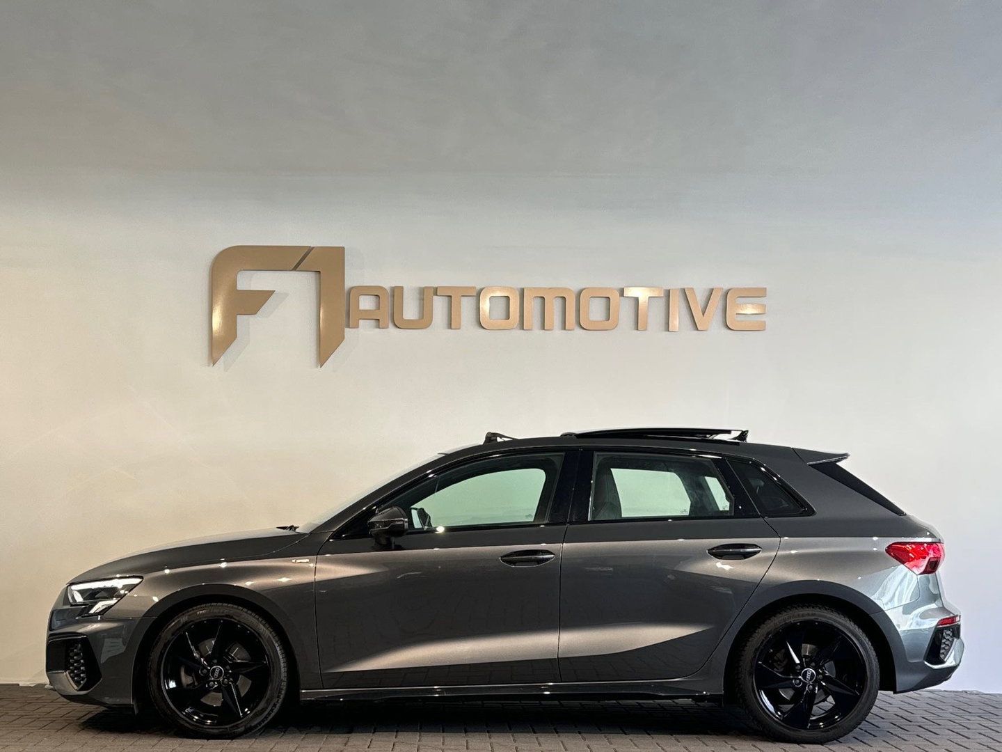 Audi A3 Sportback 30 TFSI S Line Pano|Sfeer|Night|Leer|CarPlay