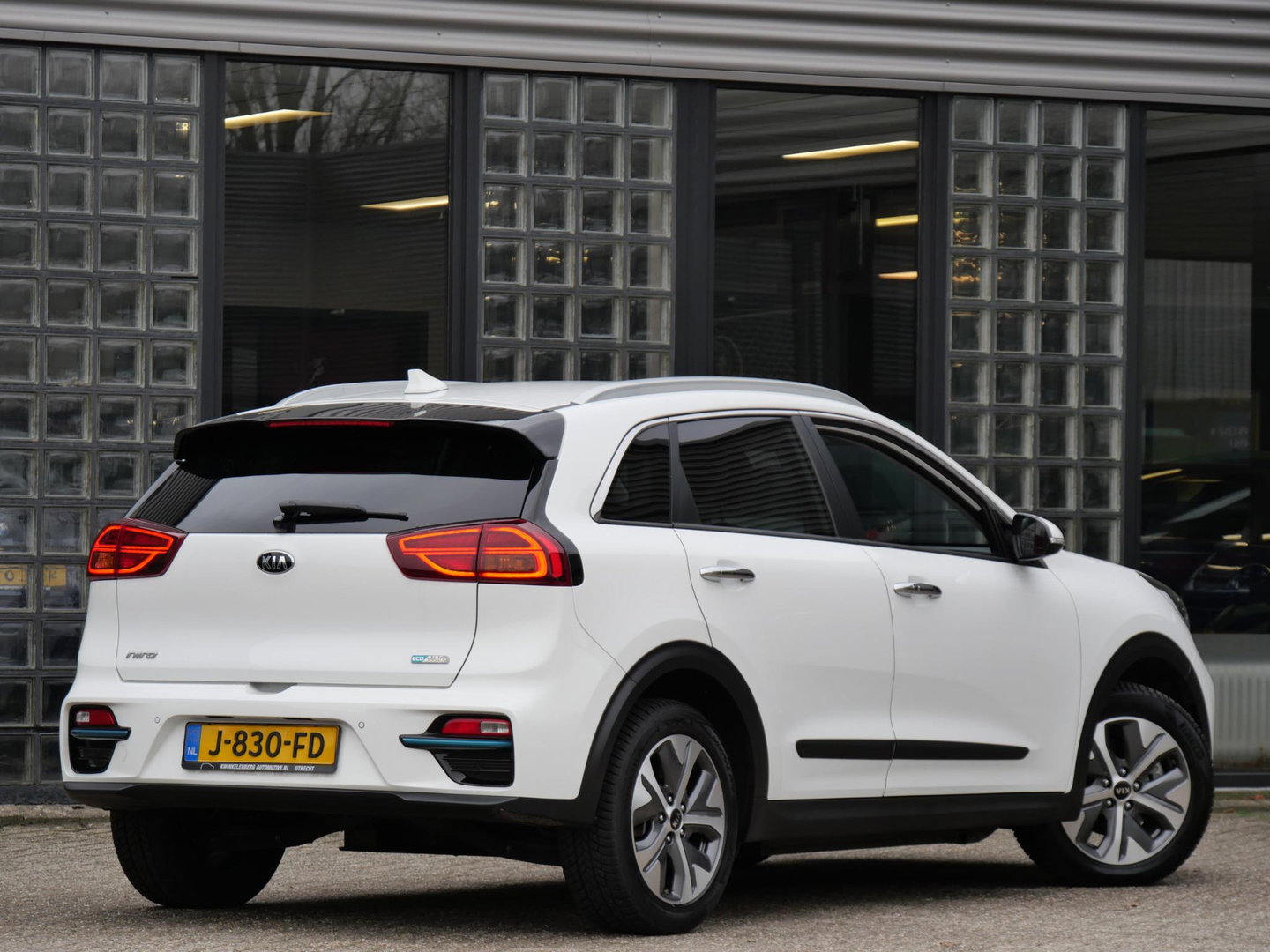 Kia e-Niro 64kWh/ SOH 100%/ EXECUTIVELINE/ WARMTEPOMP
