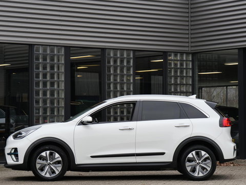 Kia e-Niro 64kWh/ SOH 100%/ EXECUTIVELINE/ WARMTEPOMP