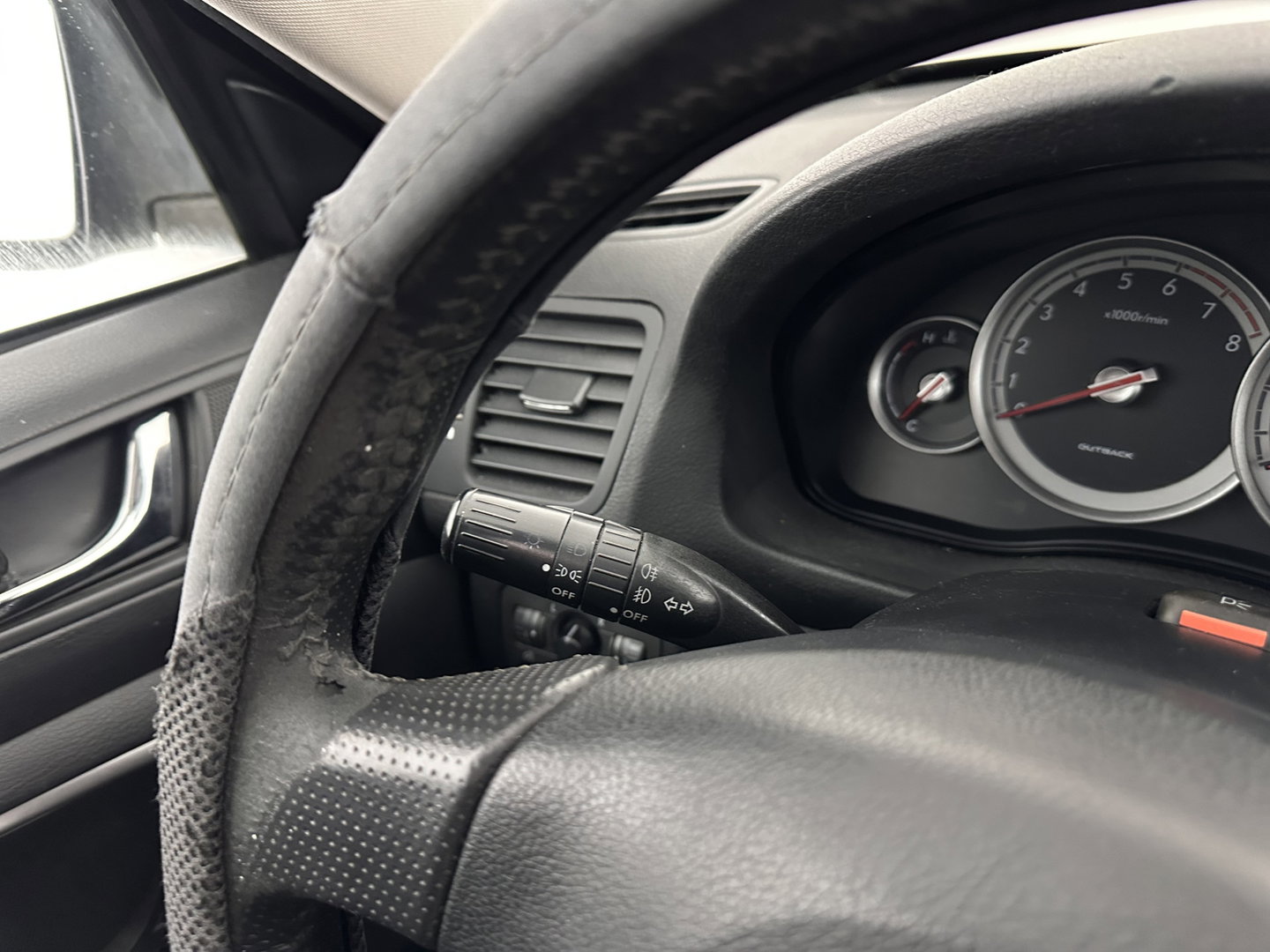 Subaru Outback 2.5i AWD (⚠️) PANO | VELOURS | HEATED-COMFORTSEATS | ECC | CRUISE | TOWBAR | RADIO-CD*