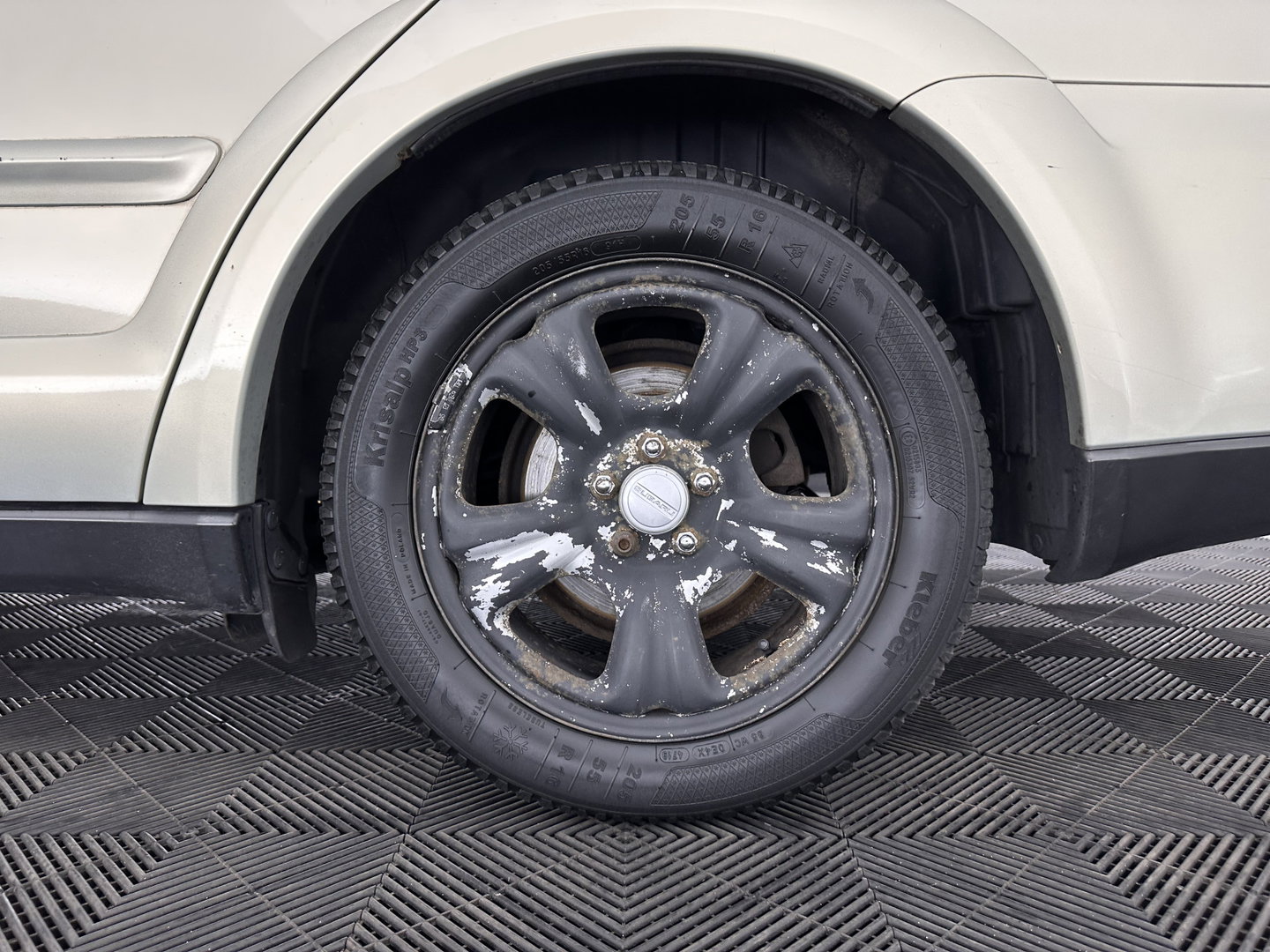 Subaru Outback 2.5i AWD (⚠️) PANO | VELOURS | HEATED-COMFORTSEATS | ECC | CRUISE | TOWBAR | RADIO-CD*