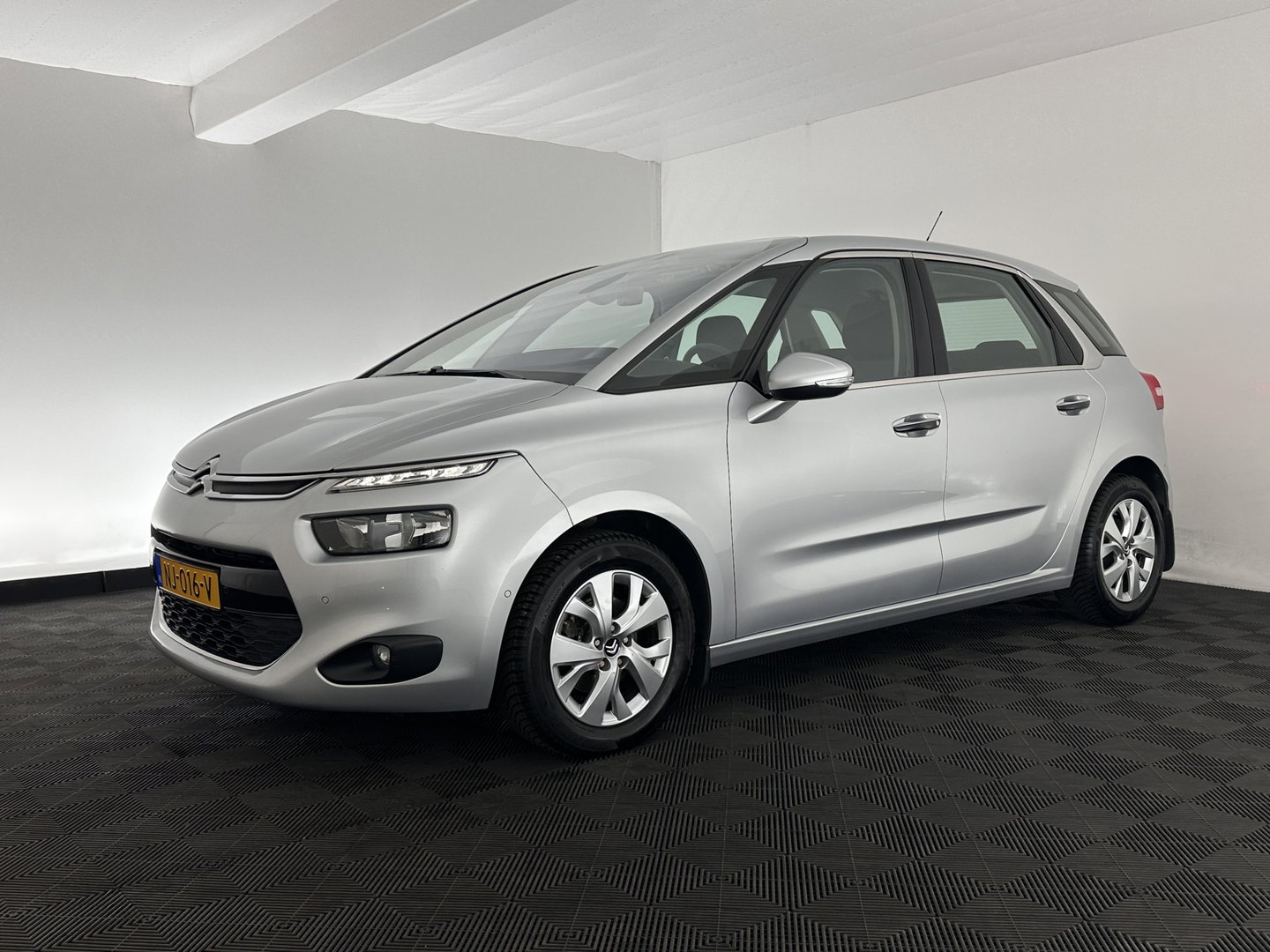 Citroën C4 1.6 e-HDi Exclusive Aut. *NAVI-FULLMAP | KEYLESS | CAMERA | DIGI-COCKPIT | COMFORTSEATS | ECC | PDC | CRUISE | 16''ALU | TOWBAR*