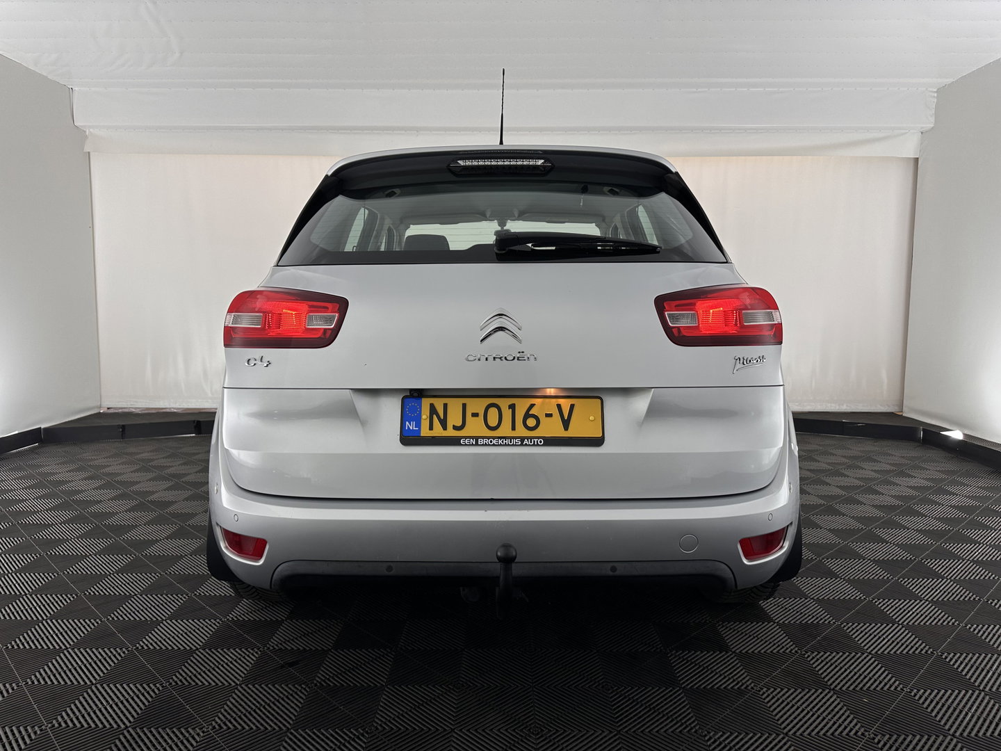 Citroën C4 1.6 e-HDi Exclusive Aut. *NAVI-FULLMAP | KEYLESS | CAMERA | DIGI-COCKPIT | COMFORTSEATS | ECC | PDC | CRUISE | 16''ALU | TOWBAR*