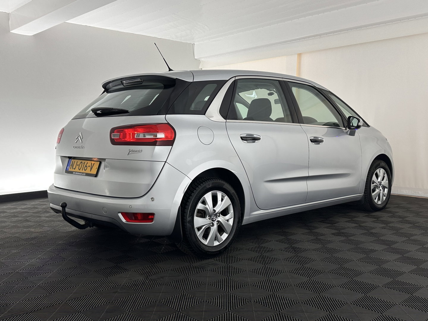 Citroën C4 1.6 e-HDi Exclusive Aut. *NAVI-FULLMAP | KEYLESS | CAMERA | DIGI-COCKPIT | COMFORTSEATS | ECC | PDC | CRUISE | 16''ALU | TOWBAR*