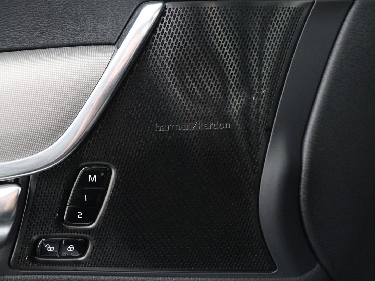 Volvo V90 2.0 T6 Plug In AWD Inscription | SOH 97% | Panoramadak | Head-Up | Leder | Harman/Kardon | 20'' | 360 Camera | Stoelverwarming | Keyless | Carplay | Full LED | Stuurverwarming | PHEV