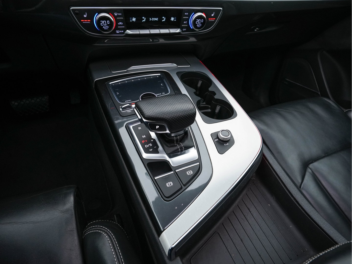 Audi Q7 3.0 TDI e-tron Quattro Sport ( Plug-In ) Aut. *PANO | LEATHER | MEMORY-PACK | FULL-LED | BOSE-AUDIO | ADAPTIVE-CRUISE | DIGI-COCKPIT | HEATED-COMFORTSEATS | CAMERA | AMBIENTLIGHT | NAVI-FULLMAP |  ECC | HEAD-UP | PDC | 21''ALU*