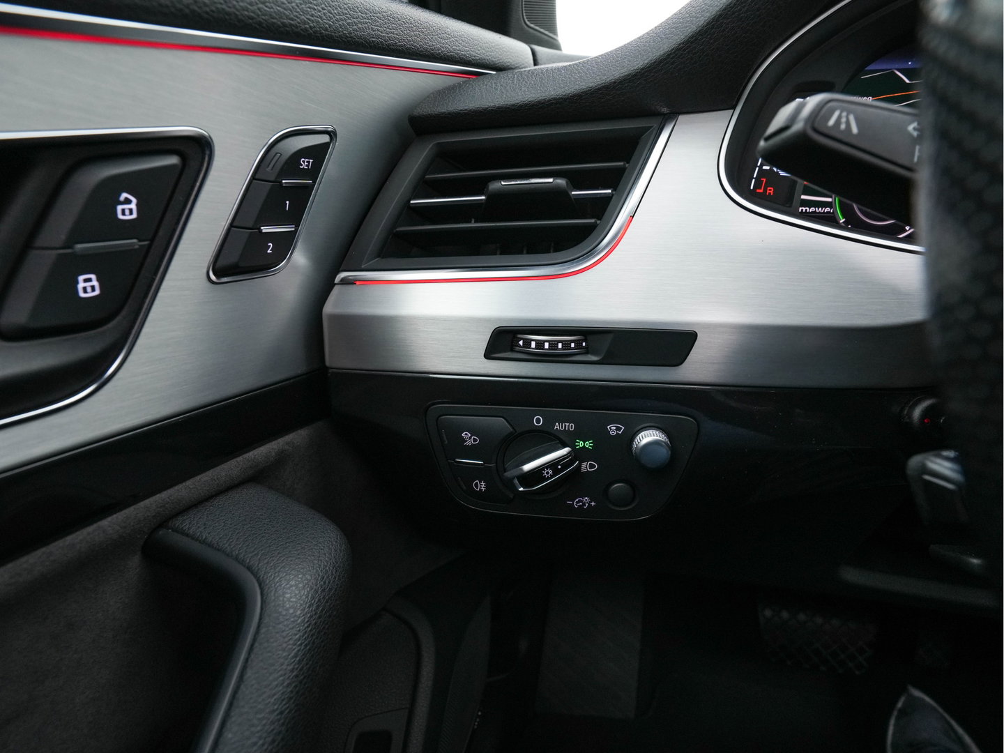 Audi Q7 3.0 TDI e-tron Quattro Sport ( Plug-In ) Aut. *PANO | LEATHER | MEMORY-PACK | FULL-LED | BOSE-AUDIO | ADAPTIVE-CRUISE | DIGI-COCKPIT | HEATED-COMFORTSEATS | CAMERA | AMBIENTLIGHT | NAVI-FULLMAP |  ECC | HEAD-UP | PDC | 21''ALU*