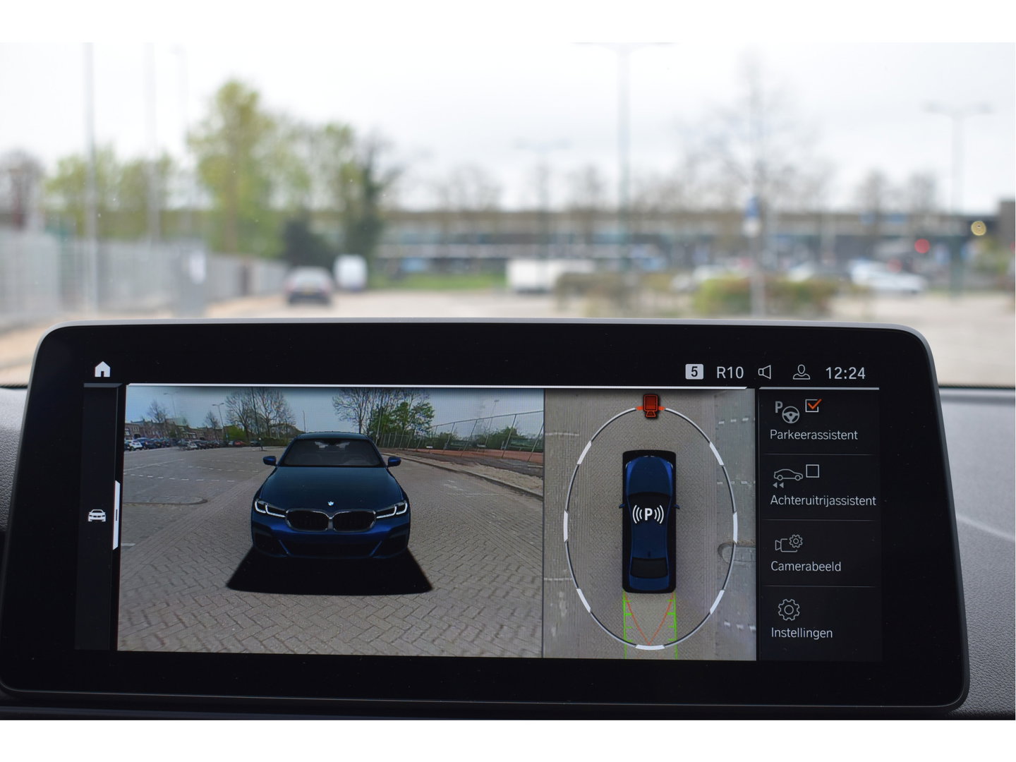 BMW 5 Serie 530i High Executive M-Sport Plus 252 pk benzine | NL-Auto | HUD | Trekhaak | Harman/Kardon | 360 gr.camera | Laserlight | Open dak